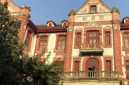 419论坛 最新(419论坛：全球网络诈骗黑市重灾区，如何防范？)