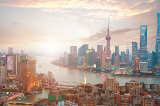 描述上海外滩的夜景(上海外滩：迷人夜色下的绝美风景)
