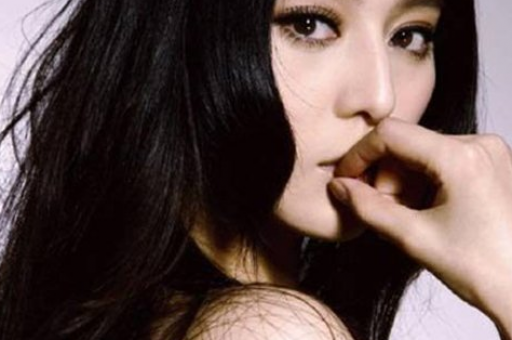 上海夜生活丰富吗(上海夜晚：生动多彩的夜生活)
